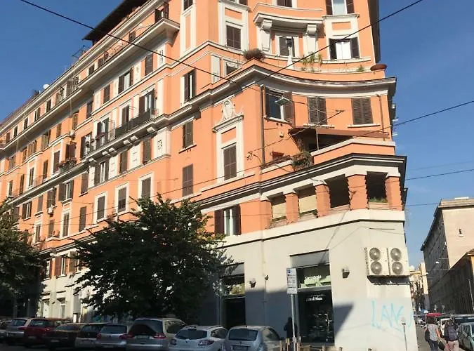 La Terrazza Di Evelina Konukevi 4*